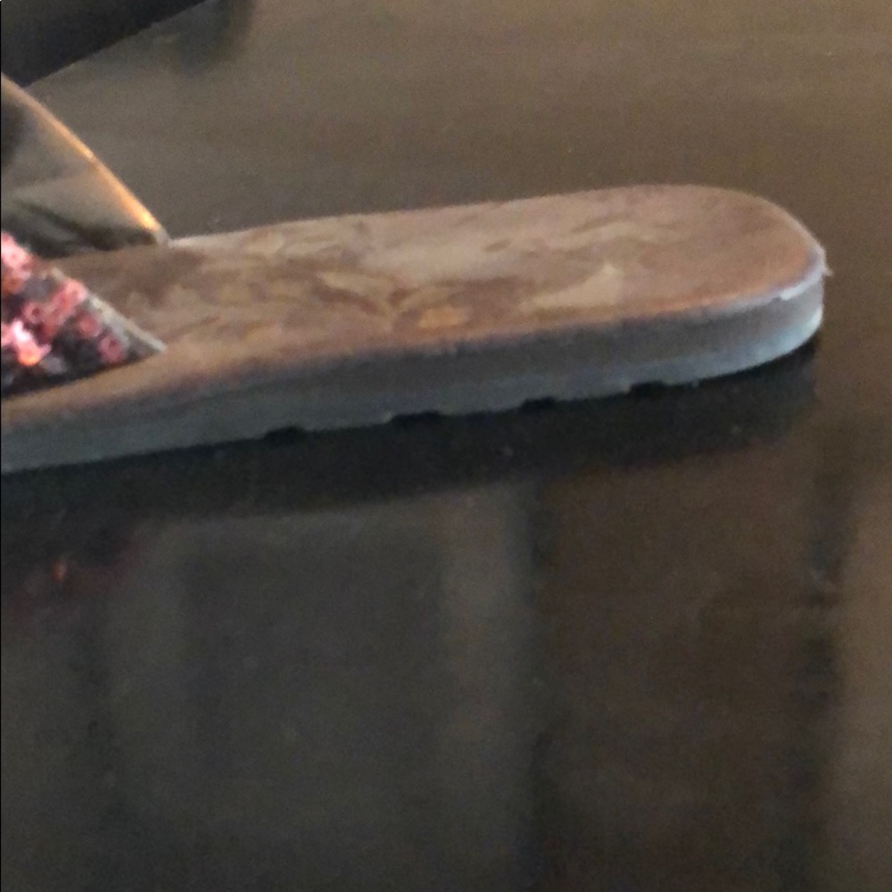 Report Sandals - Picture 3 of 3